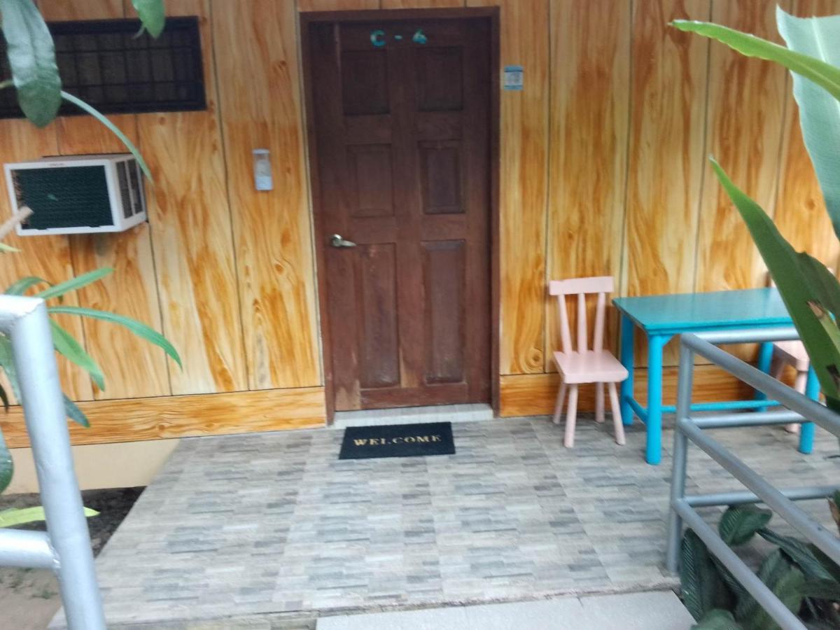 אל נידו Woodland Inn מראה חיצוני תמונה